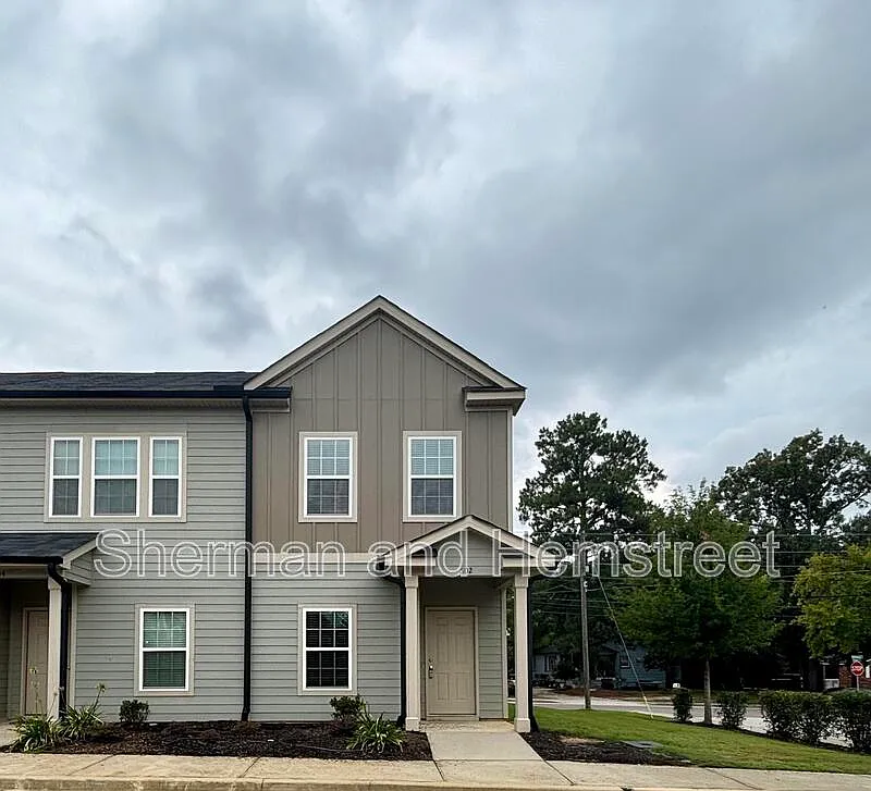 2 bed, 2.5 bath, 1163 sqft, $1,455 — Photo 1