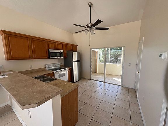 5th image of 12211 Rosaro Ave