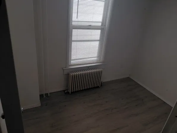 674 N Vine St, Hazleton, PA 18201