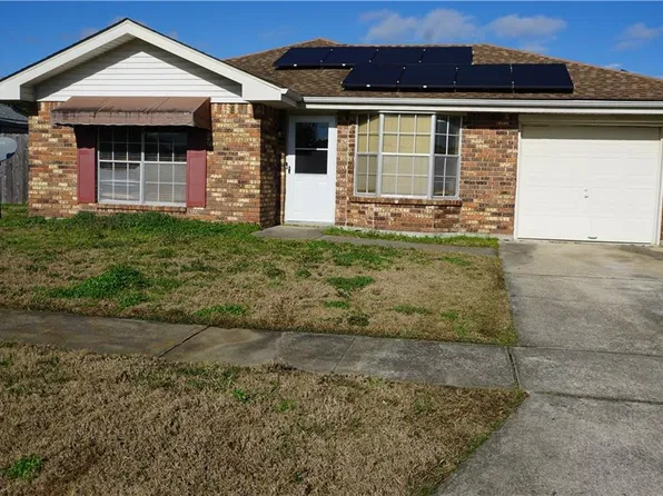 209 Louise Ct, Gretna, LA 70056