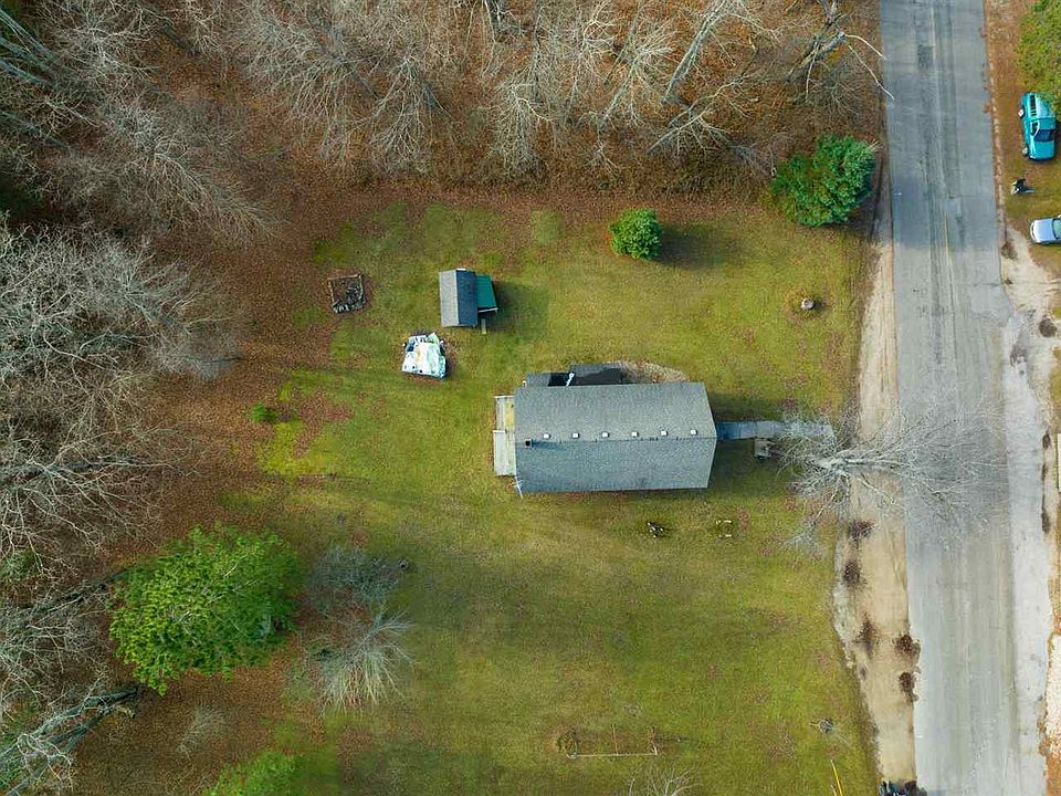 1442 E Sturgeon Bay Trl, Levering, MI 49755 Zillow