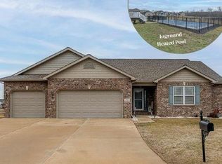 252 Emerald Way W, Granite City, IL