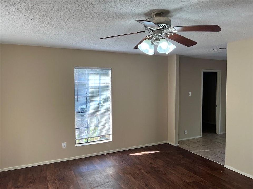 2nd image of 6048 Scottsdale Ct #18
