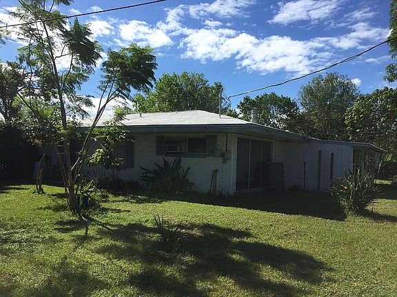 4th image of 874 Buxmont Ct