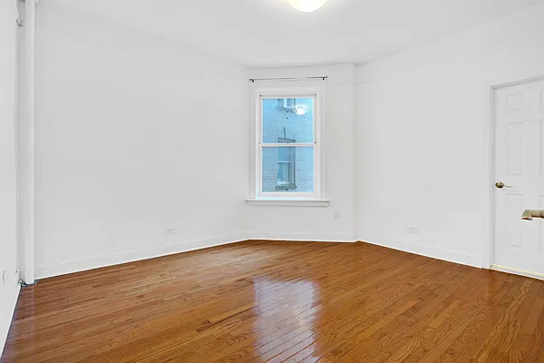 Rented by Cooper & Cooper Real Estate | media 16