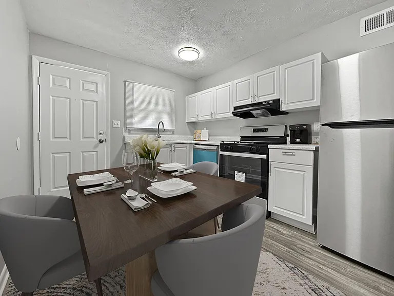 Cascade Oaks Apartments — Photo 10