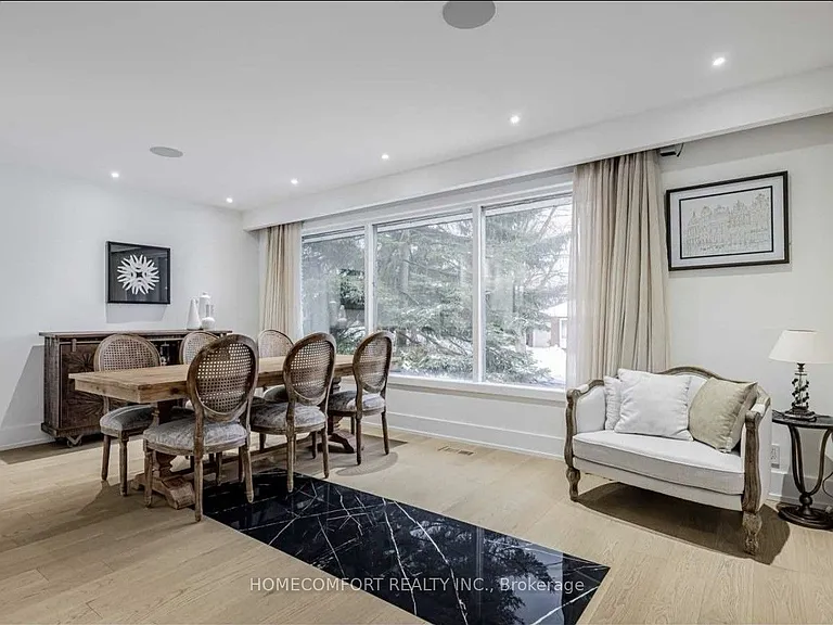 22 Fenelon Dr — Photo 5