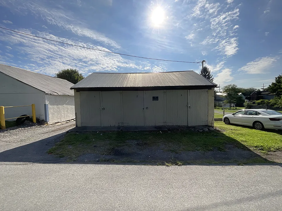 429 S 2nd St #1