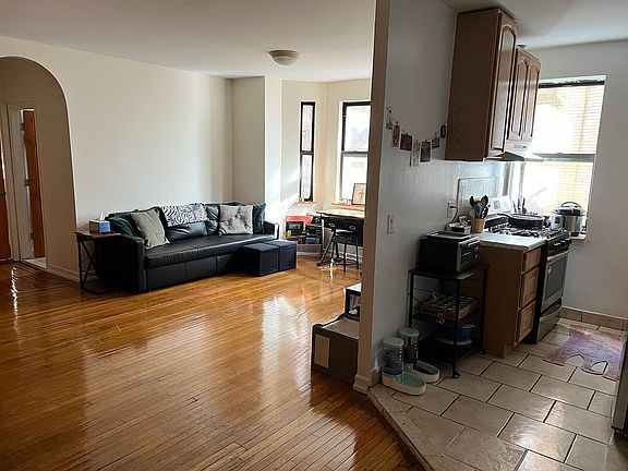 2nd image of 715 W 172nd St APT 26