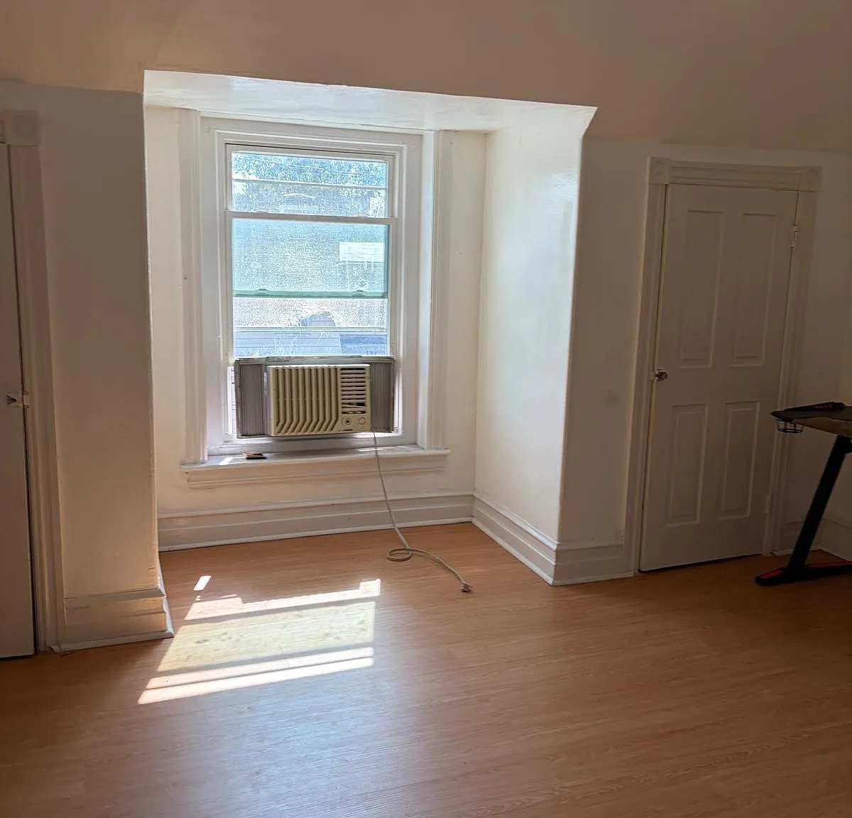 4 bed, 1.5 bath, $2,200 — Photo 4