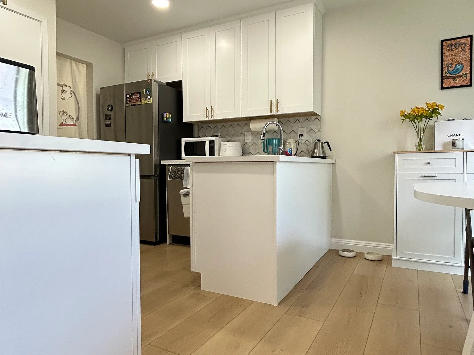 2 bed, 975 sqft, $3,200 — Photo 3