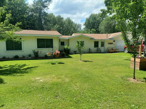 1060 Old Mill Rd, Alpena, MI 49707