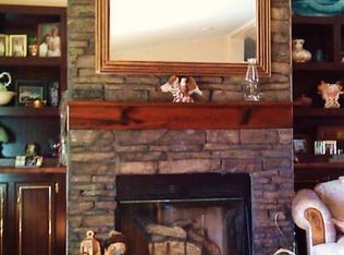 2816 Alligator Rd, Effingham, SC 29541