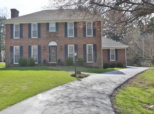 7904 Circle Crest Rd, Barbourmeade, KY 40241