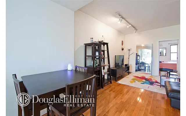 Rented by Douglas Elliman | media 16