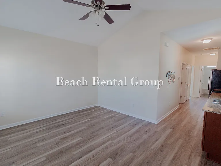 605 Surfsong Way — Photo 4