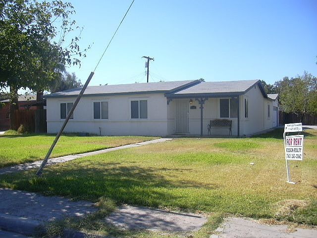 1st image of 2108 Cypress Cir
