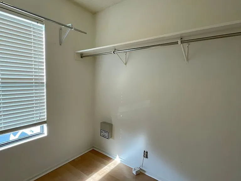 7926 Ruby Mdw — Photo 8