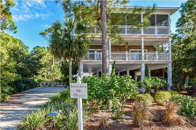1st image of 908 W Bay Shore Dr