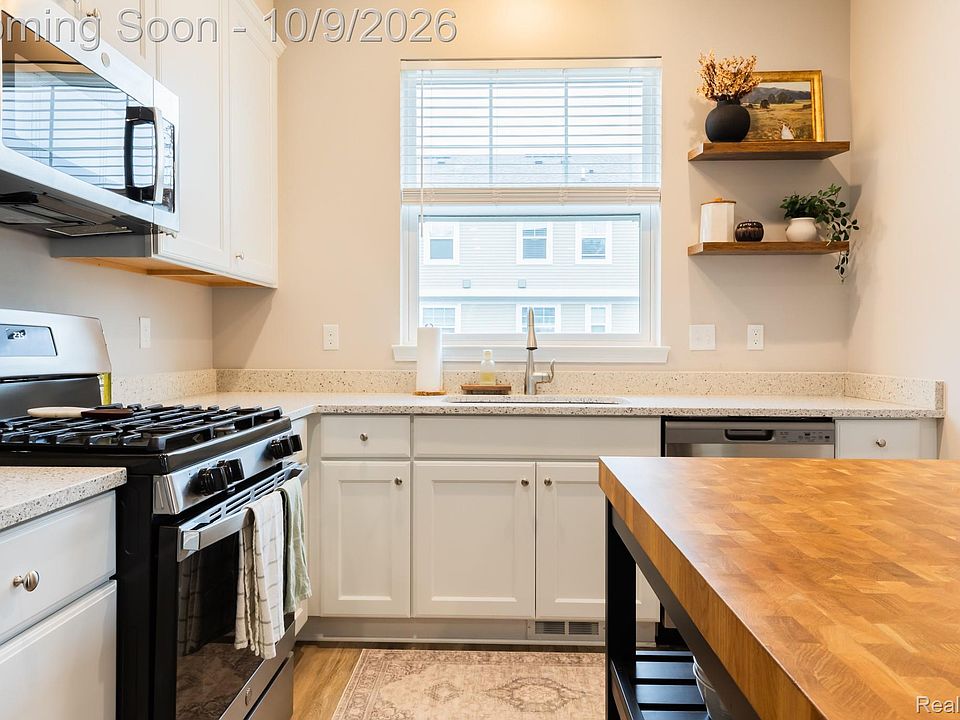208 Katie Ln, photo 12