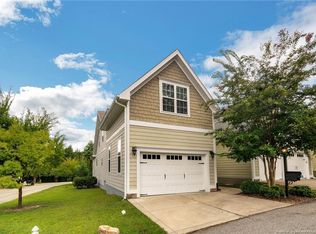 52 Falconridge Dr, Spring Lake, NC 28390