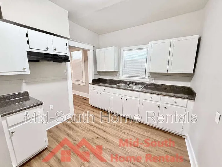 793 Inez St — Photo 6