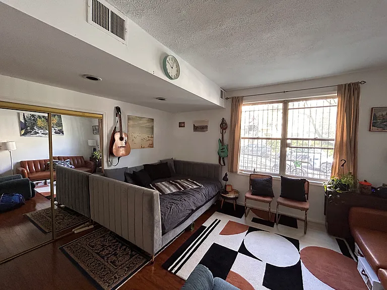 1830 California St NW #1 — Photo 11