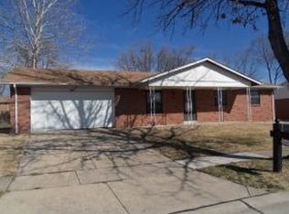 2321 Rockymont Dr, Saint Louis, MO 63136
