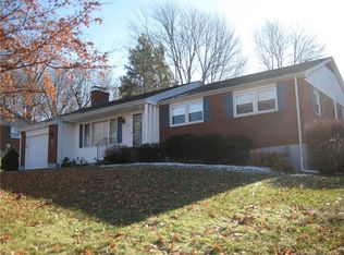 5 Bel Aire Ter, Portland, CT 06480