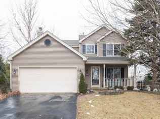 2923 Village Green Ct, Aurora, IL 60504