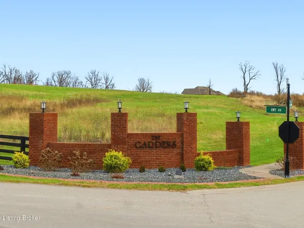 2 Green Gdn, Lawrenceburg, KY 40342