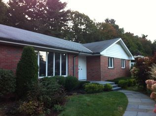 50 Bainton Rd, West Hartford, CT 06117