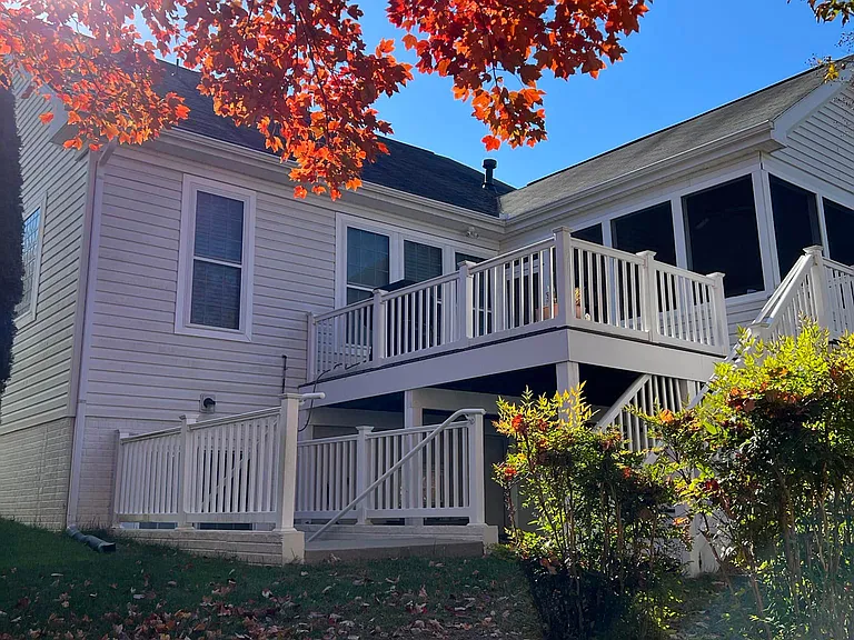 Arthur Hills Dr — Photo 22