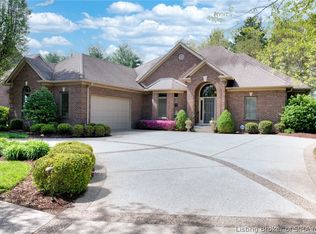 120 Bartholomew Blvd, Jeffersonville, IN 47130