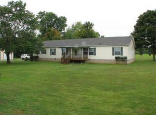128 Ferry Ln, Fraziers Bottom, WV 25082