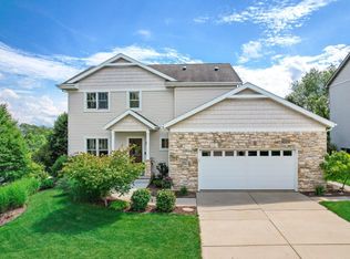 331 Wynnwood Dr, Verona, WI 53593