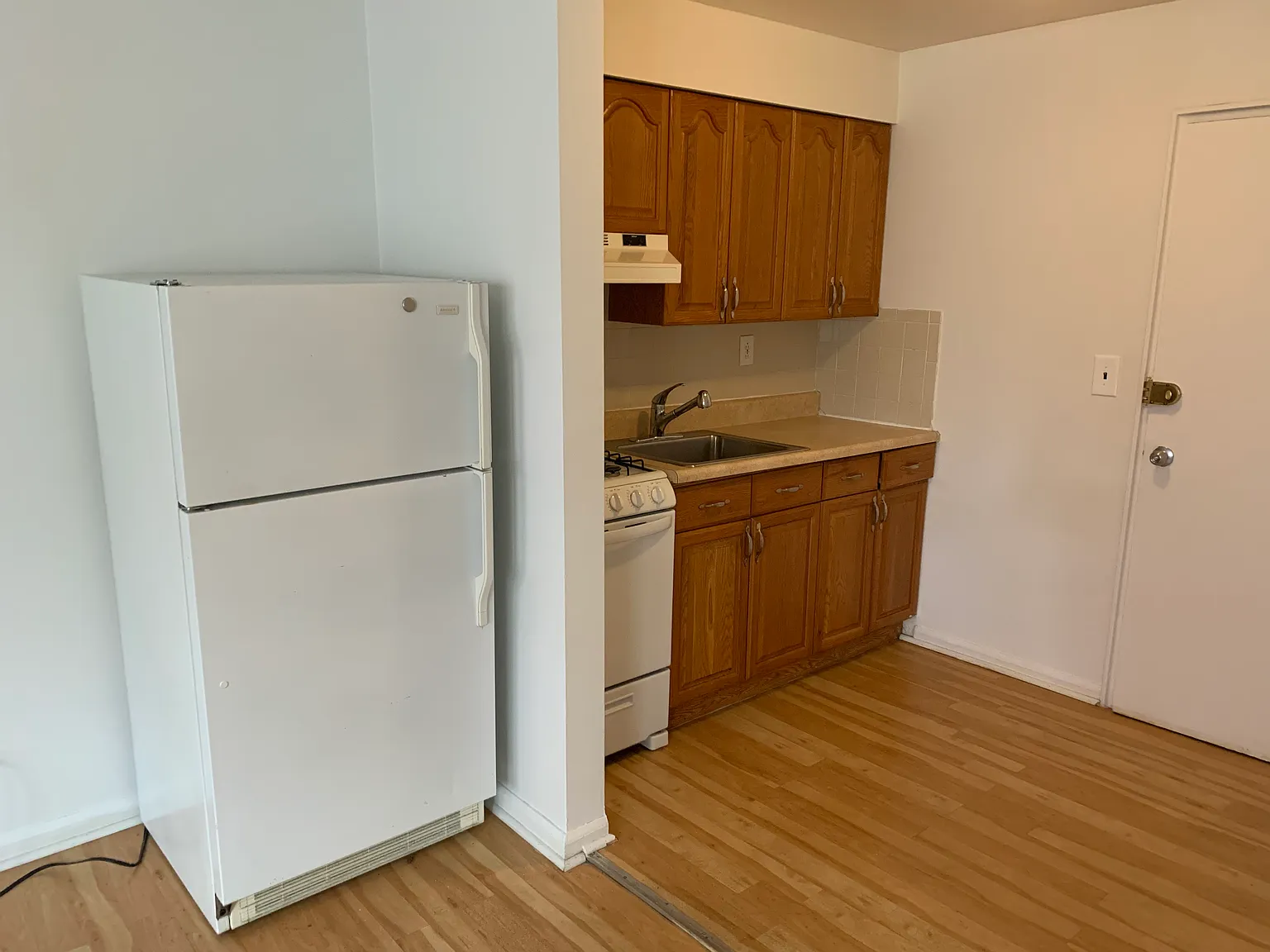 294 W Post Rd — Photo 4