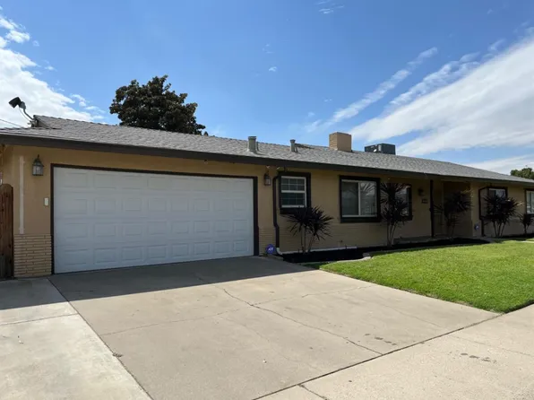 2304 Acorn Ln, Ceres, CA 95307