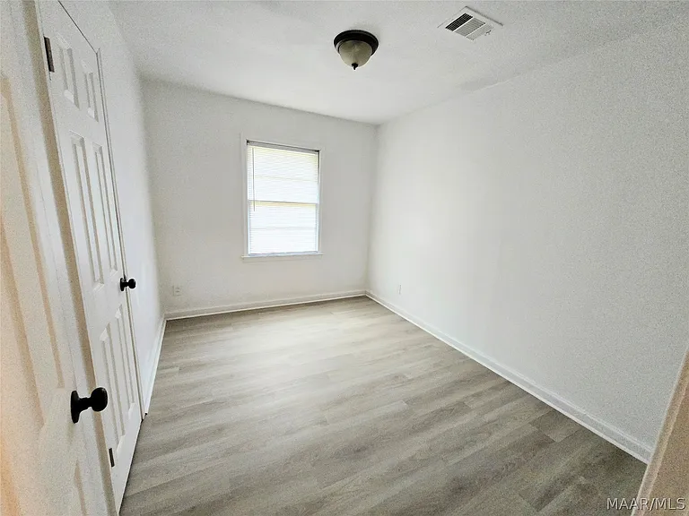 204 W Park Ave — Photo 7