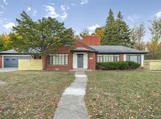 17240 Pontchartrain Blvd, Highland Park, MI 48203