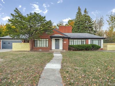 17240 Pontchartrain Blvd, Highland Park, MI, 48203