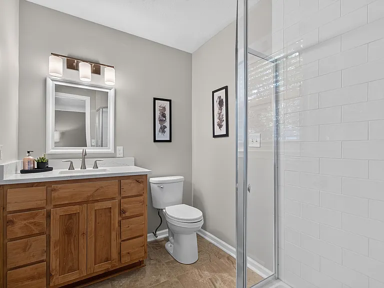 6232 Woodson Rd — Photo 38