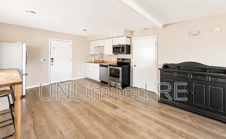 540 Panorama Blvd #B — Photo 9