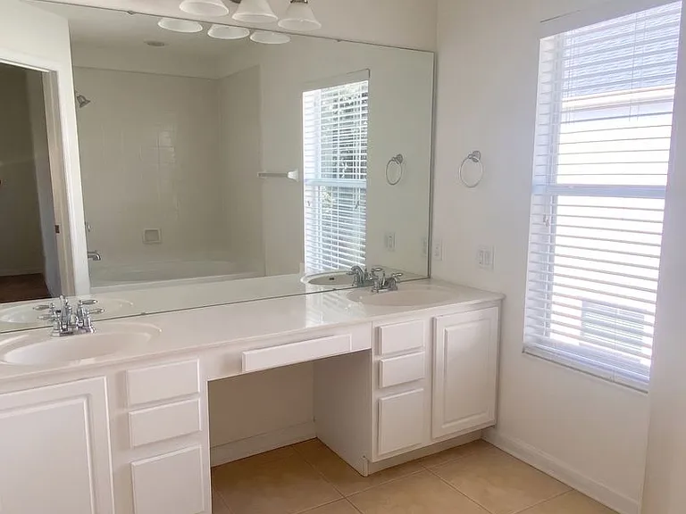 831 Enclair St — Photo 11