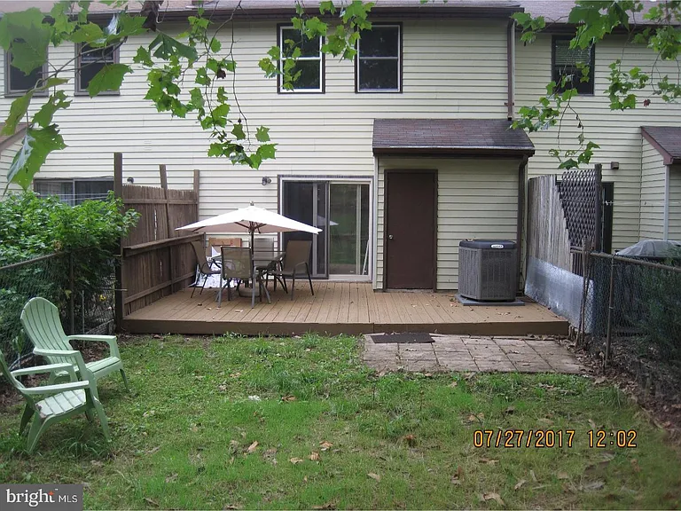 878 Williams Pl — Photo 22
