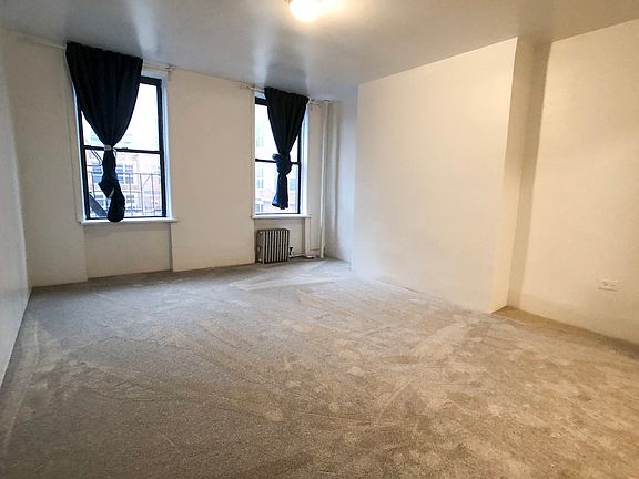 5th image of 424 E 11th St APT 11