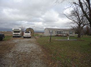 1206 E Il 250, Noble, IL 62868