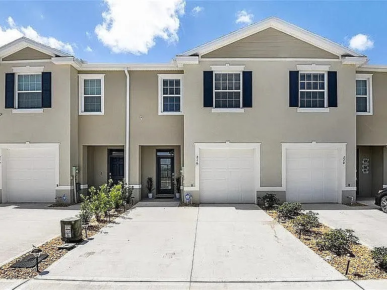 216 Feltrim Reserve Blvd — Photo 1