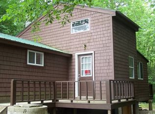 229 Paris Rd, Hebron, ME 04238