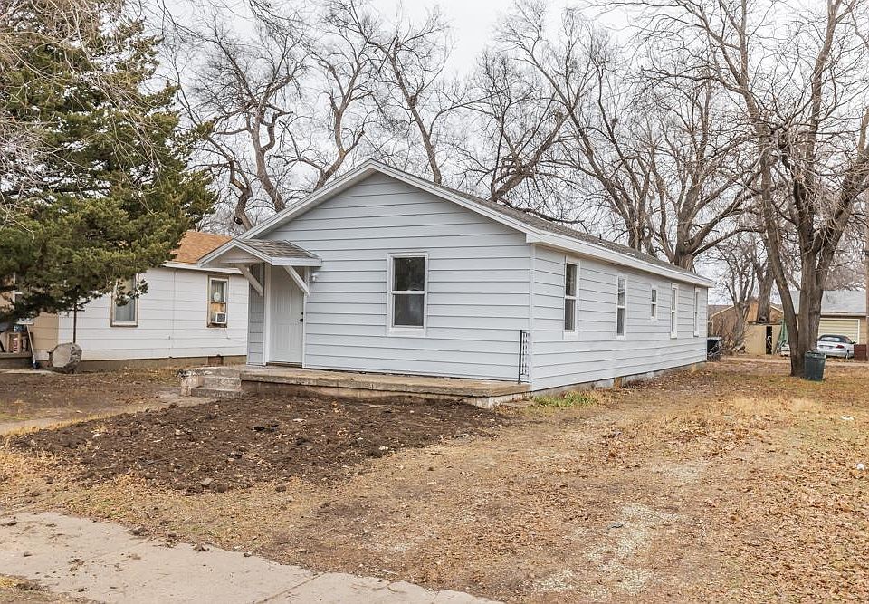 1st image of 832 N 12th St